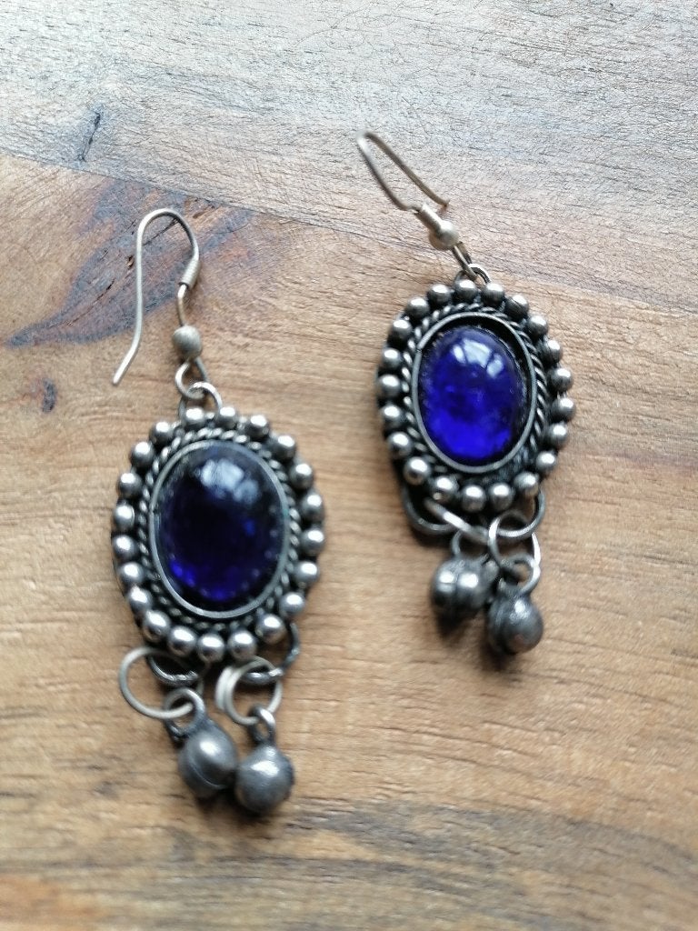 Nieuwe metalen oorbellen donkerblauw Ibiza stijl, Sieraden, Tassen en Uiterlijk, Oorbellen, Hangers, Blauw, Nieuw, Ophalen of Verzenden