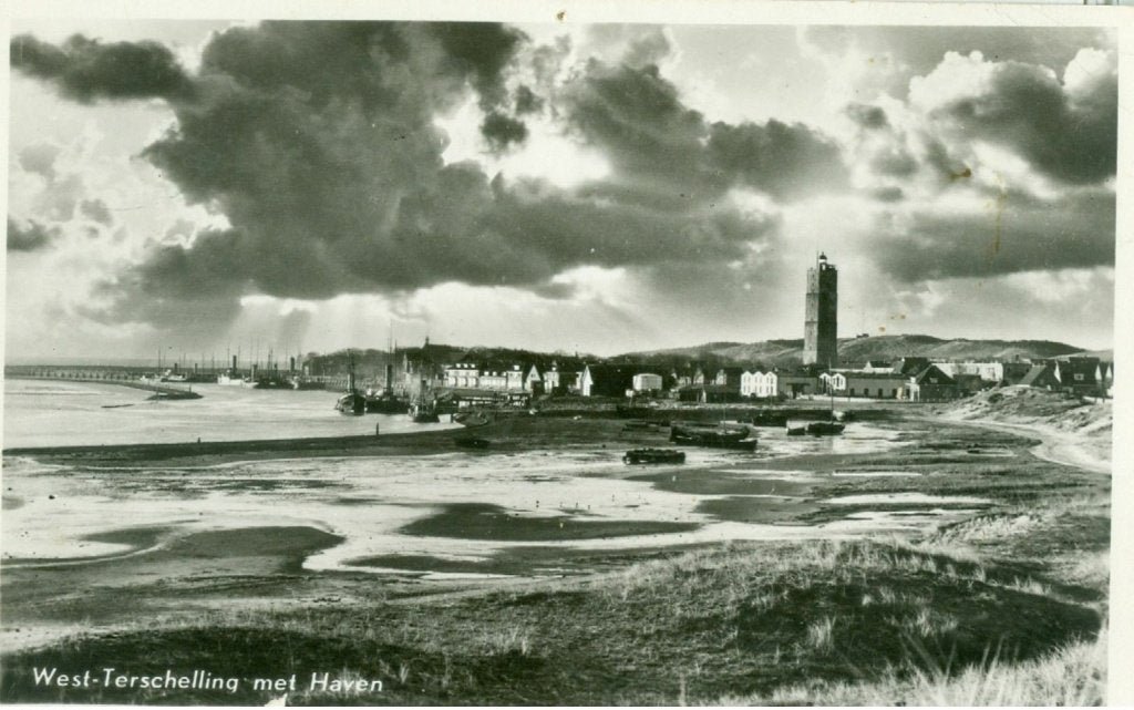 West-Terschelling; Gezicht vanaf Dellewal op de Haven., Verzenden, Gelopen, Waddeneilanden