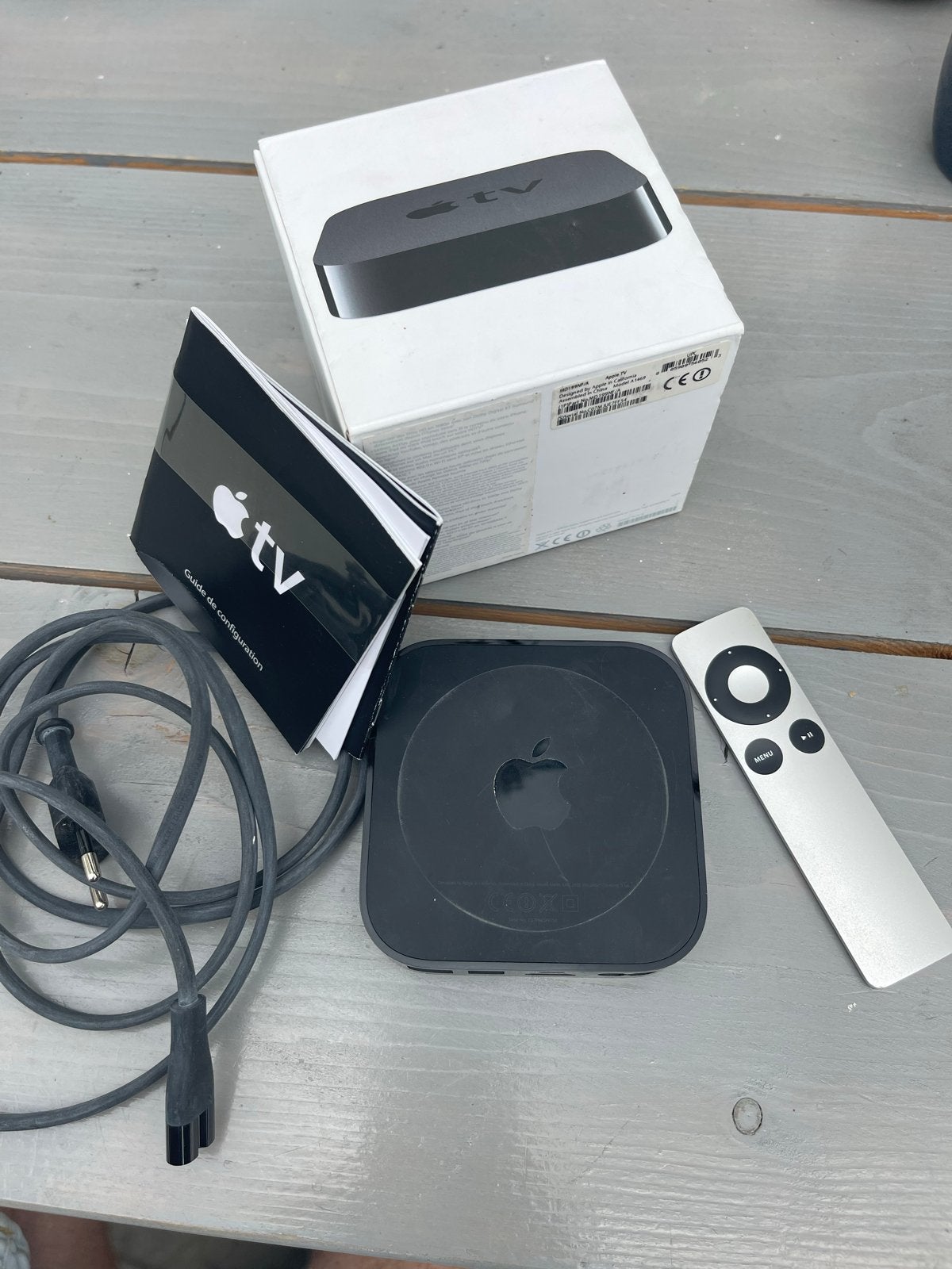 Apple TV met afstandsbediening en kabels, Ophalen, Gebruikt, HDMI, Zonder harde schijf