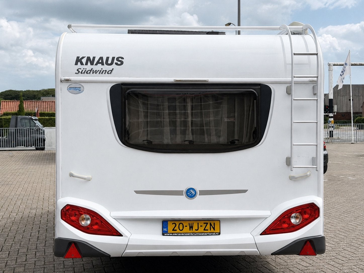 Knaus Sudwind 590 | Luifel | Horre | Toilet | Douche | Keuke, Caravans en Kamperen, Info@garagegelderland.nl, Bedrijf, Knaus, Garage Gelderland