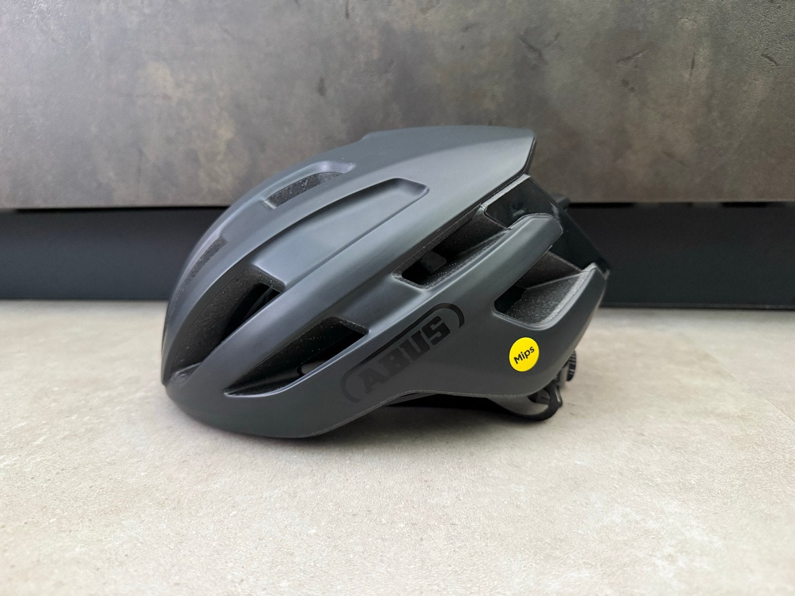 Abus Powerdome MIPS Fietshelm Maat L mat zwart, Fietsen en Brommers, Ophalen of Verzenden, Gebruikt, L, Heer of Dame