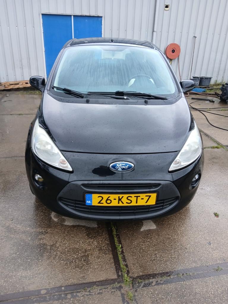 Goedkoopste 2e eigenaar Ford Ka 1.2  Zwart lichte schade, Auto's, Voorwielaandrijving, 1242 cc, 4 cilinders, 4 stoelen
