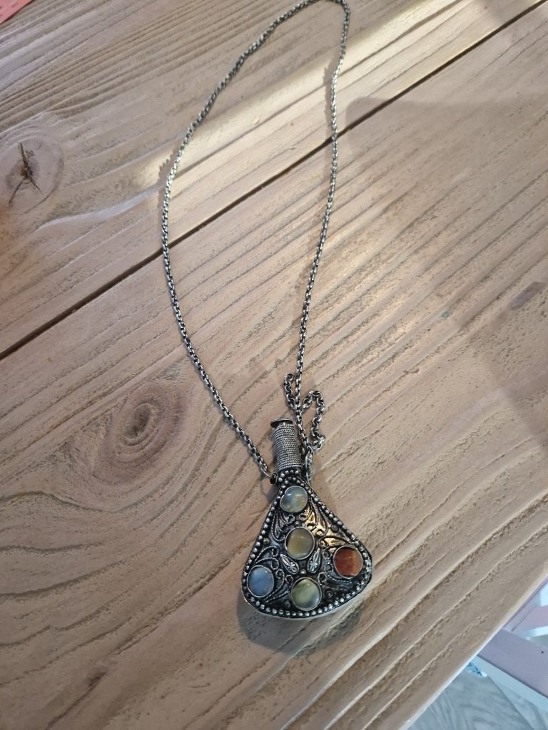 Parfumflesje met edelstenen., Ophalen of Verzenden
