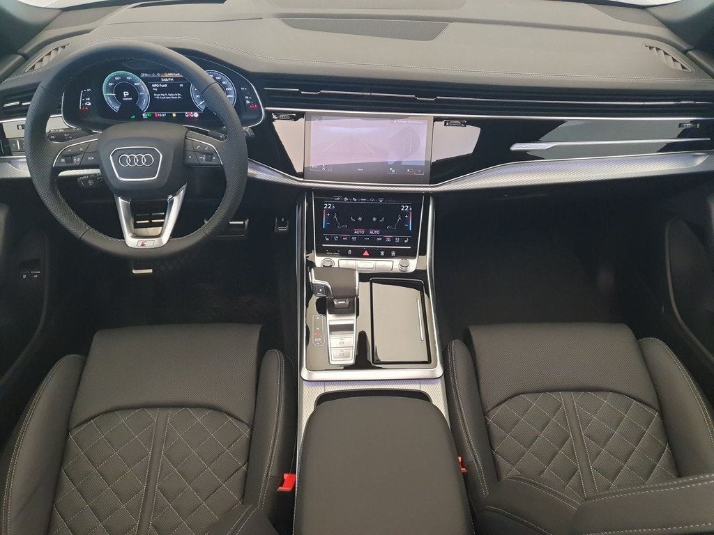 Audi Q8 55 TFSI e quattro Pro Line S Wegklapbare trekhaak, P, Auto's, Audi, Automaat, 12 maanden, Zwart, Q8