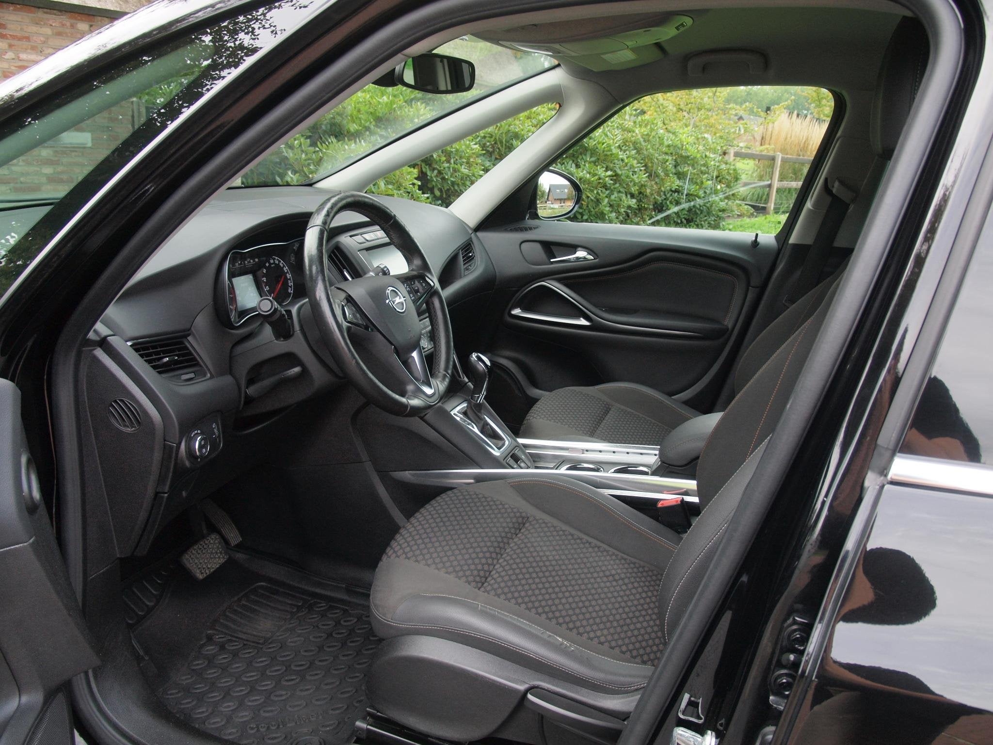 Opel Zafira 1.4 Turbo Online Edition 7p. | 7-persoons | Came, 4 cilinders, 7 stoelen, Zwart, Bedrijf