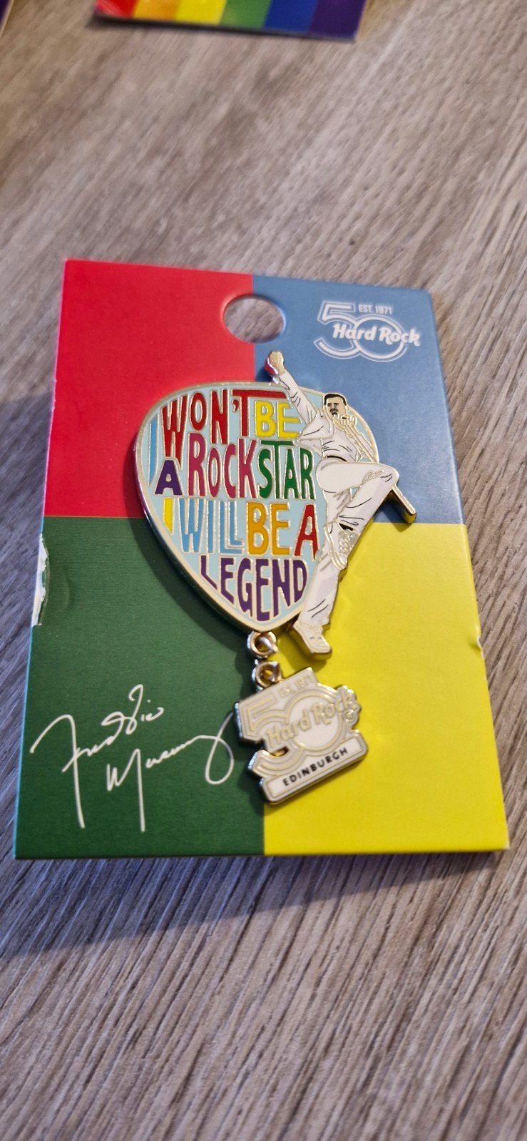 Freddie Mercury- Hardrockpin 50 Years Edinburgh 2021 Nieuw, Ophalen of Verzenden, Nieuw, Figuurtje, Speldje of Pin