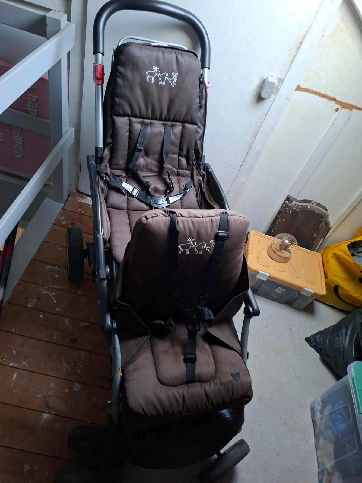 Bruine buggy met verstelbare rugleuning, Kinderen en Baby's, Ophalen, Gebruikt, Overige merken, Verstelbare rugleuning