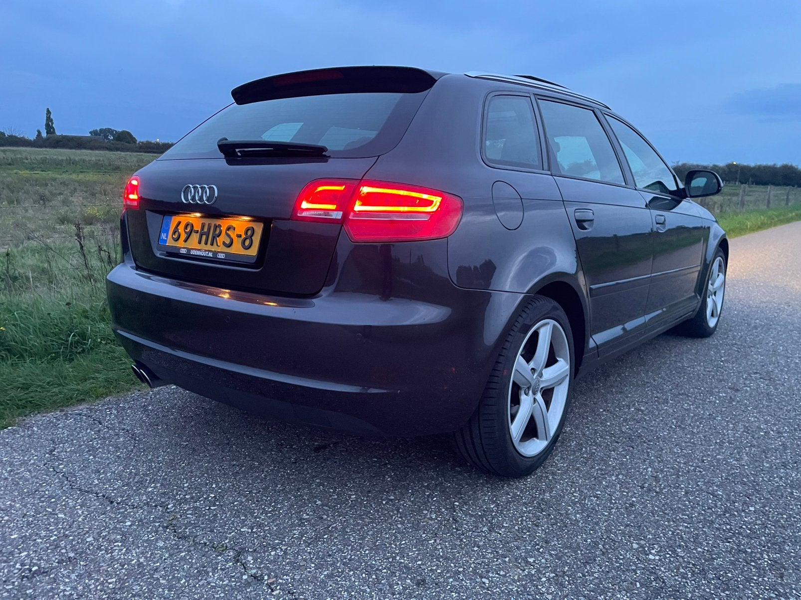 Foto 8 van AUDI A3 Sportback 1.8 TFSI automaat | PANO | leer | TREKHAAK