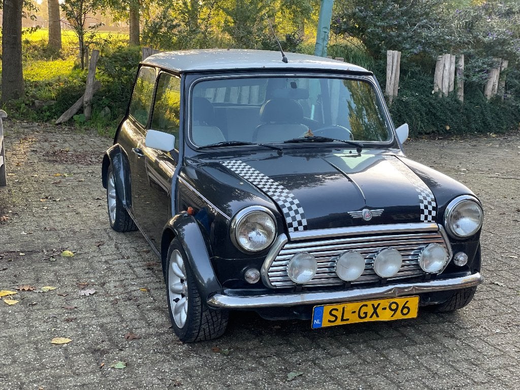 Mini 1300 1.3 I Cooper S 1997 Zwart, Voorwielaandrijving, 63 pk, 4 cilinders, Zwart