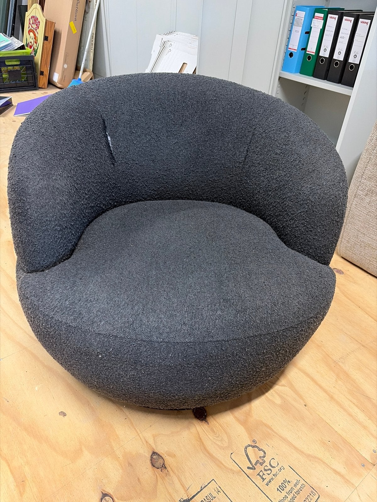 Be Pure Woolly Draaistoel - Gebruikt met klein defect, Huis en Inrichting, Ophalen, Gebruikt, Eén, Stof