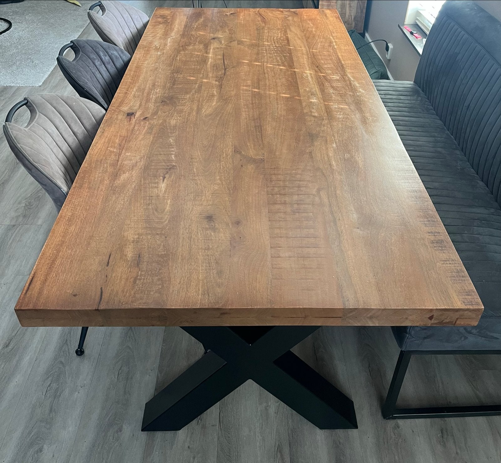 Mooie eettafel met houten blad en metalen X-poten, Ophalen, Gebruikt, 100 tot 150 cm, 200 cm of meer