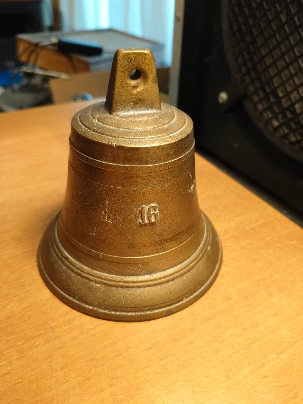Antieke bronzen bel - 11cm hoog, 11cm diameter, Antiek en Kunst, Ophalen of Verzenden