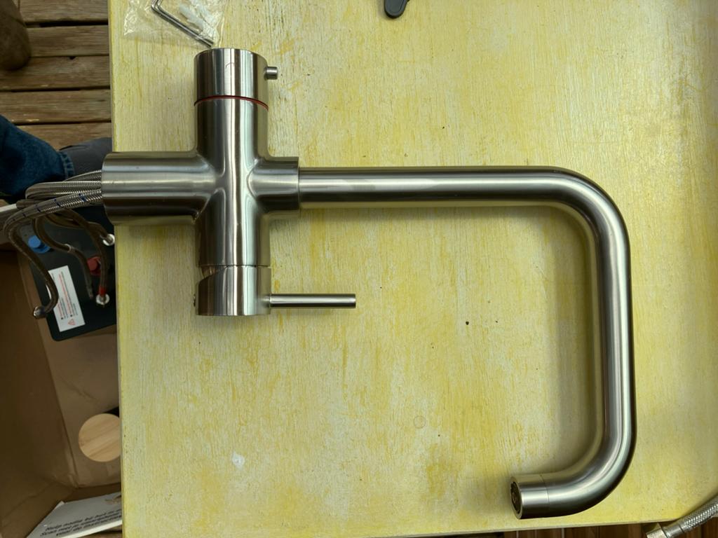 Complete HOWAT 3 in 1 kokend water systeem, kraan RVS, Minder dan 50 cm, Zwart, Ophalen of Verzenden, Zo goed als nieuw