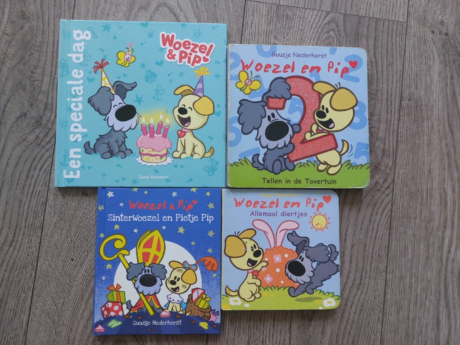 4 Woezel en Pip boekjes - Zo goed als nieuw, Fictie algemeen, Jongen of Meisje, Ophalen of Verzenden, Zo goed als nieuw