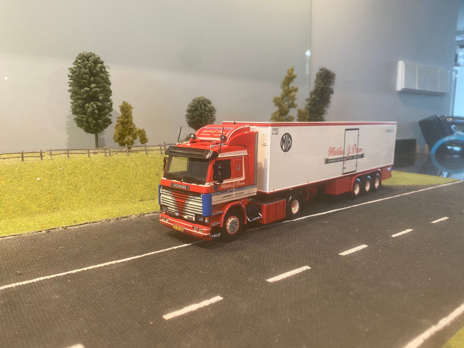 Scania 143 met koeloplegger van Mathias Bram, Ophalen of Verzenden, Zo goed als nieuw, Bus of Vrachtwagen, Tekno