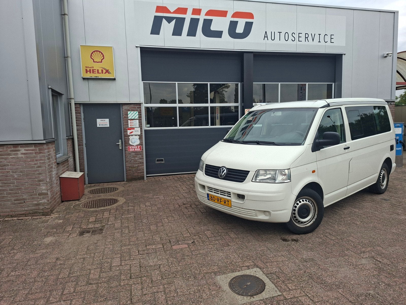 Volkswagen California 1.9 TDI 77KW 2005 Wit, Auto's, Volkswagen, Stof, Wit, Origineel Nederlands, Bedrijf