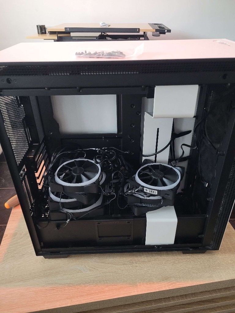 NZXT H710i + 7x HF-28120 rgb fans, Ophalen, Gebruikt