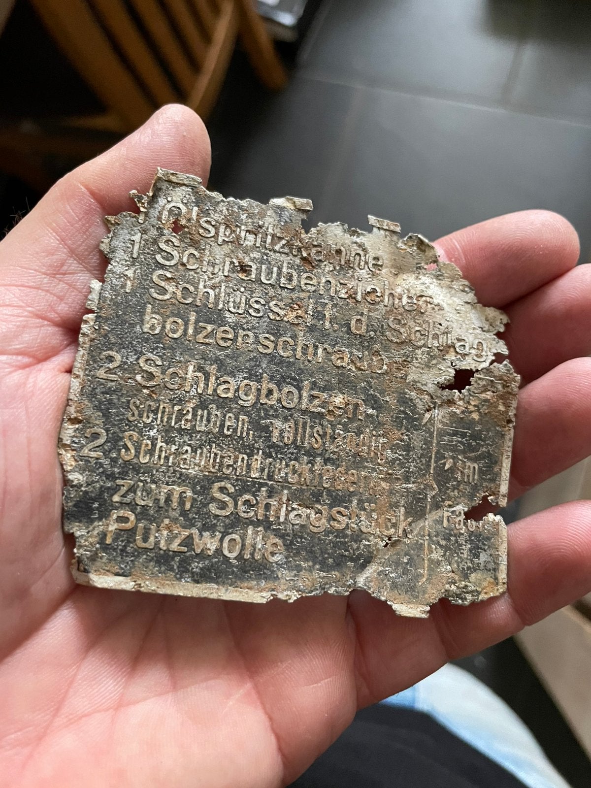Granatwerfer 34 onderdelen kistje inhoudsopgave, Verzamelen, Militaria | Tweede Wereldoorlog, Verzenden, Nederland
