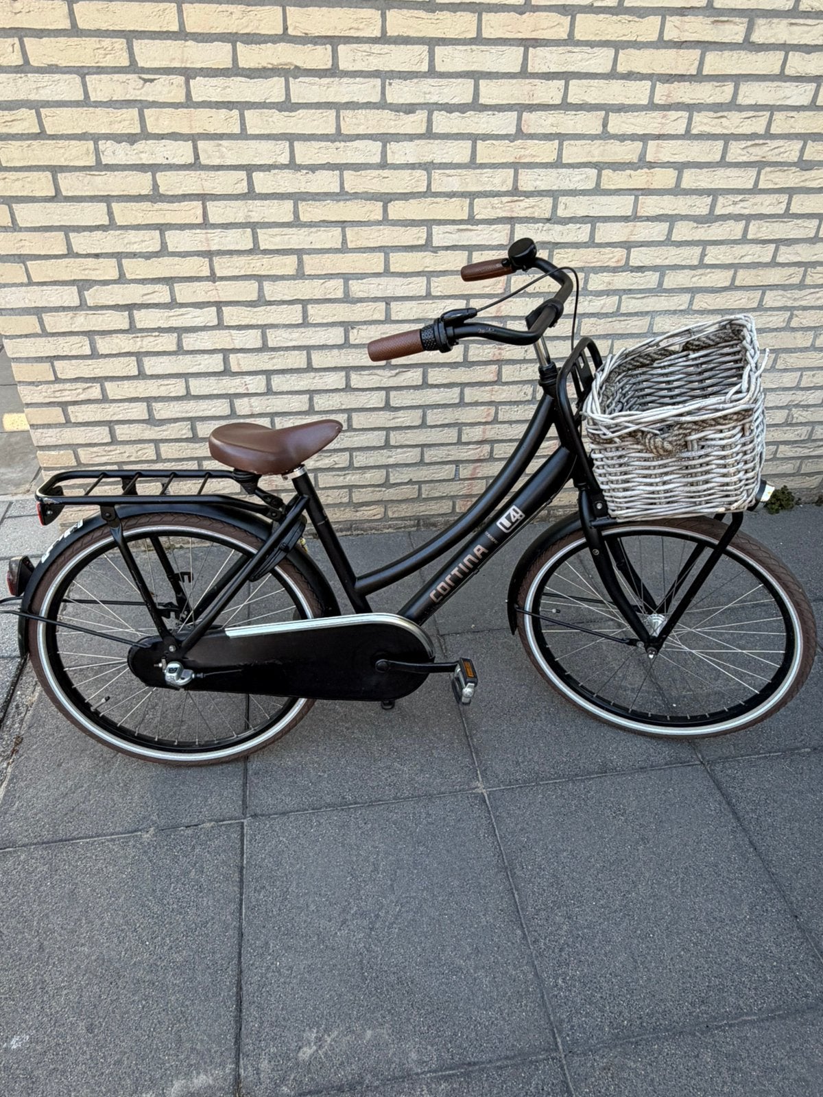 Cortina U4 meisjesfiets 24inch, Fietsen en Brommers, Fietsen | Meisjes, Ophalen, Terugtraprem, Versnellingen, Gebruikt