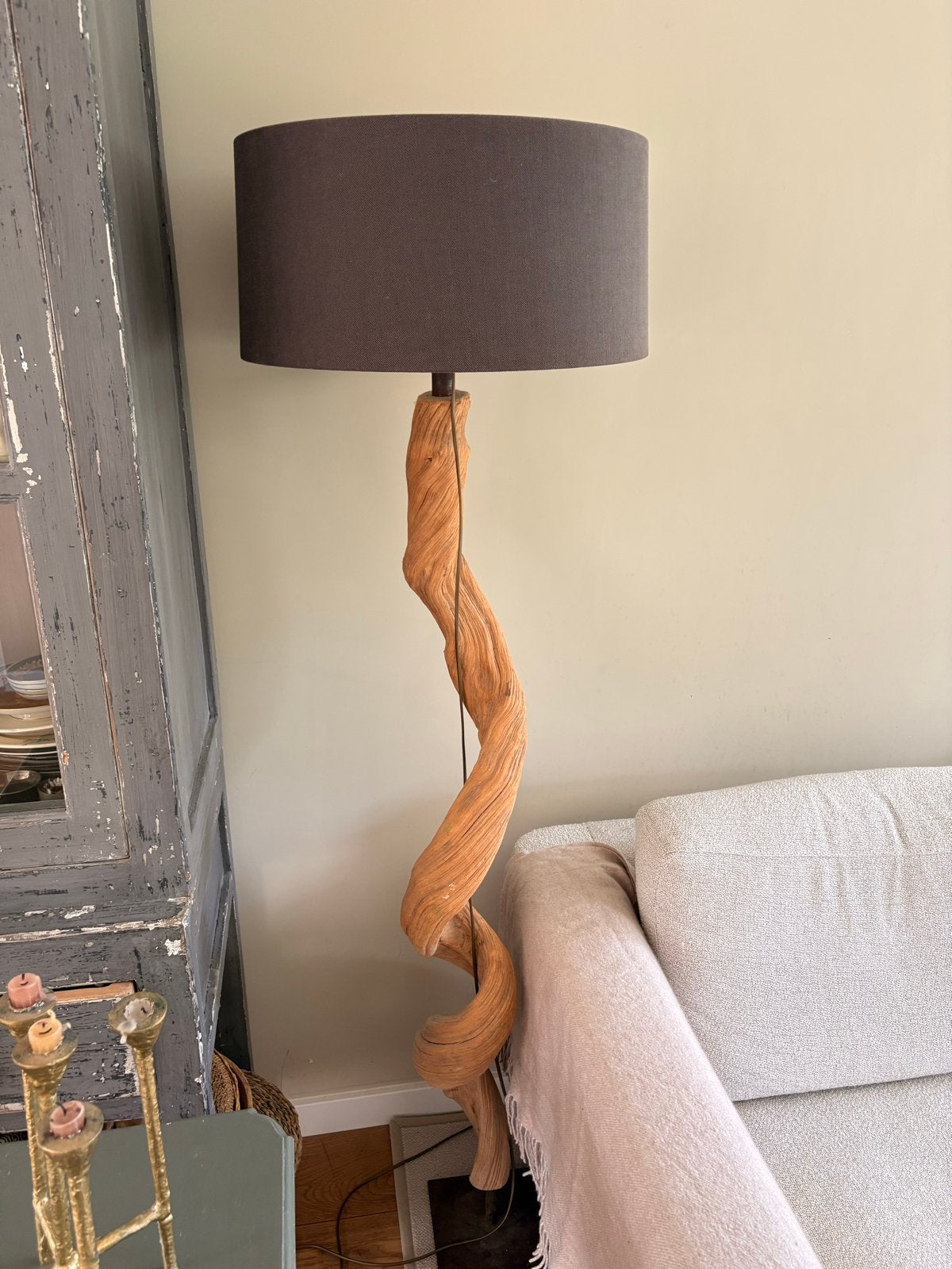Vloerlamp, lianen hout met donkergrijze lampenkap, Ophalen, Gebruikt, Textiel, 150 tot 200 cm