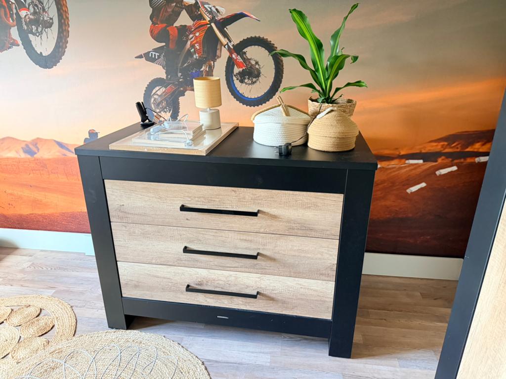 Commode en kledingkast set - Zwart/Houtlook, Ophalen, Dankel, 50 tot 100 cm, Met lade(s)