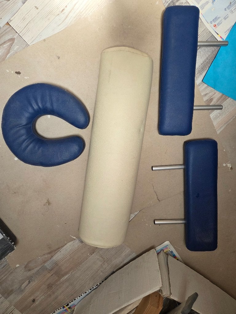 Massagetafel kussentjes, Ophalen, Zo goed als nieuw