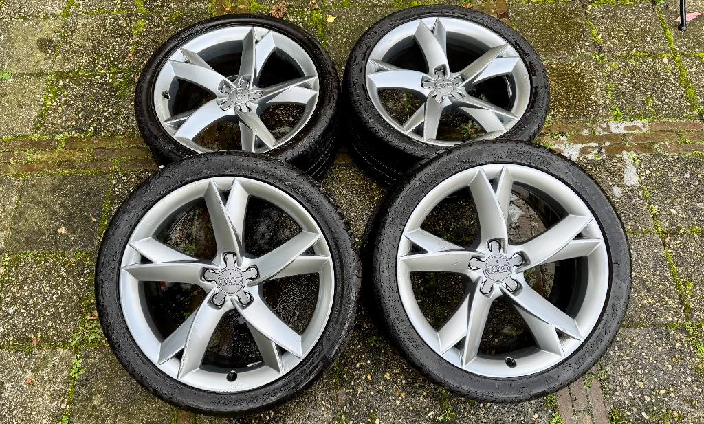 Origineel Audi A5 19" velgen en banden, Gebruikt, 255 mm, Banden en Velgen, Personenwagen