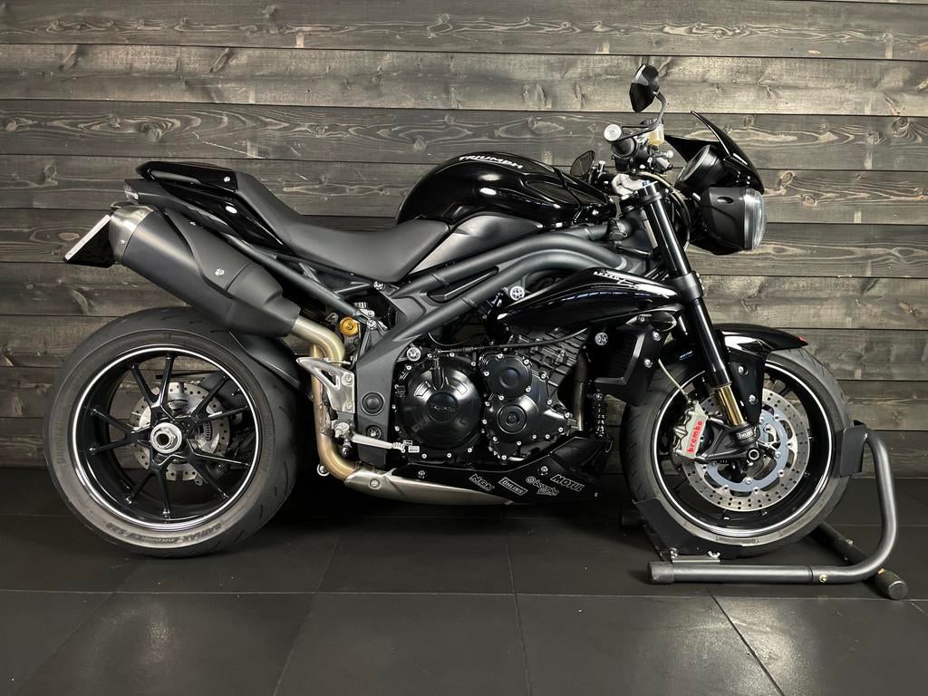 Triumph SPEED TRIPLE R 94 (bj 2016), Motoren, Bedrijf, 1050 cc, Meer dan 35 kW, Naked bike