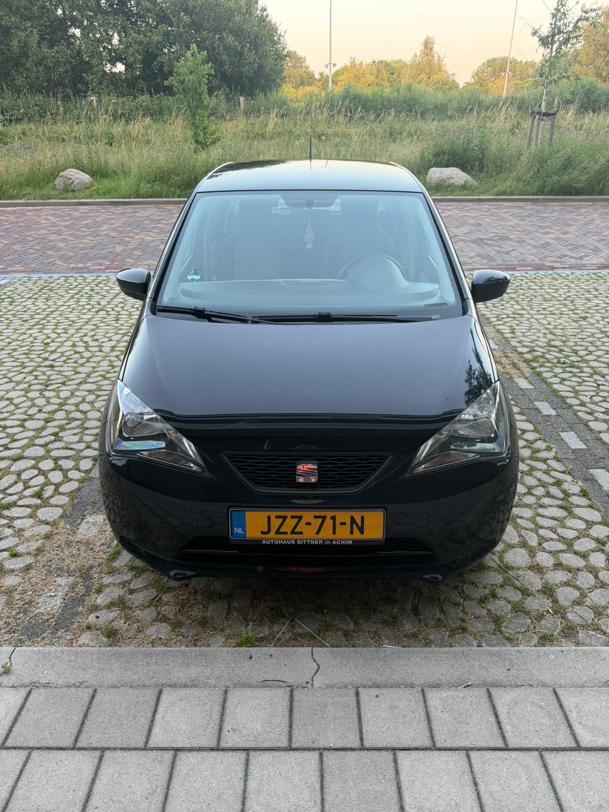 Seat Mii 1.0 44KW 2012 Zwart up citigo, Auto's, Seat, Voorwielaandrijving, 4 stoelen, Mii, Zwart