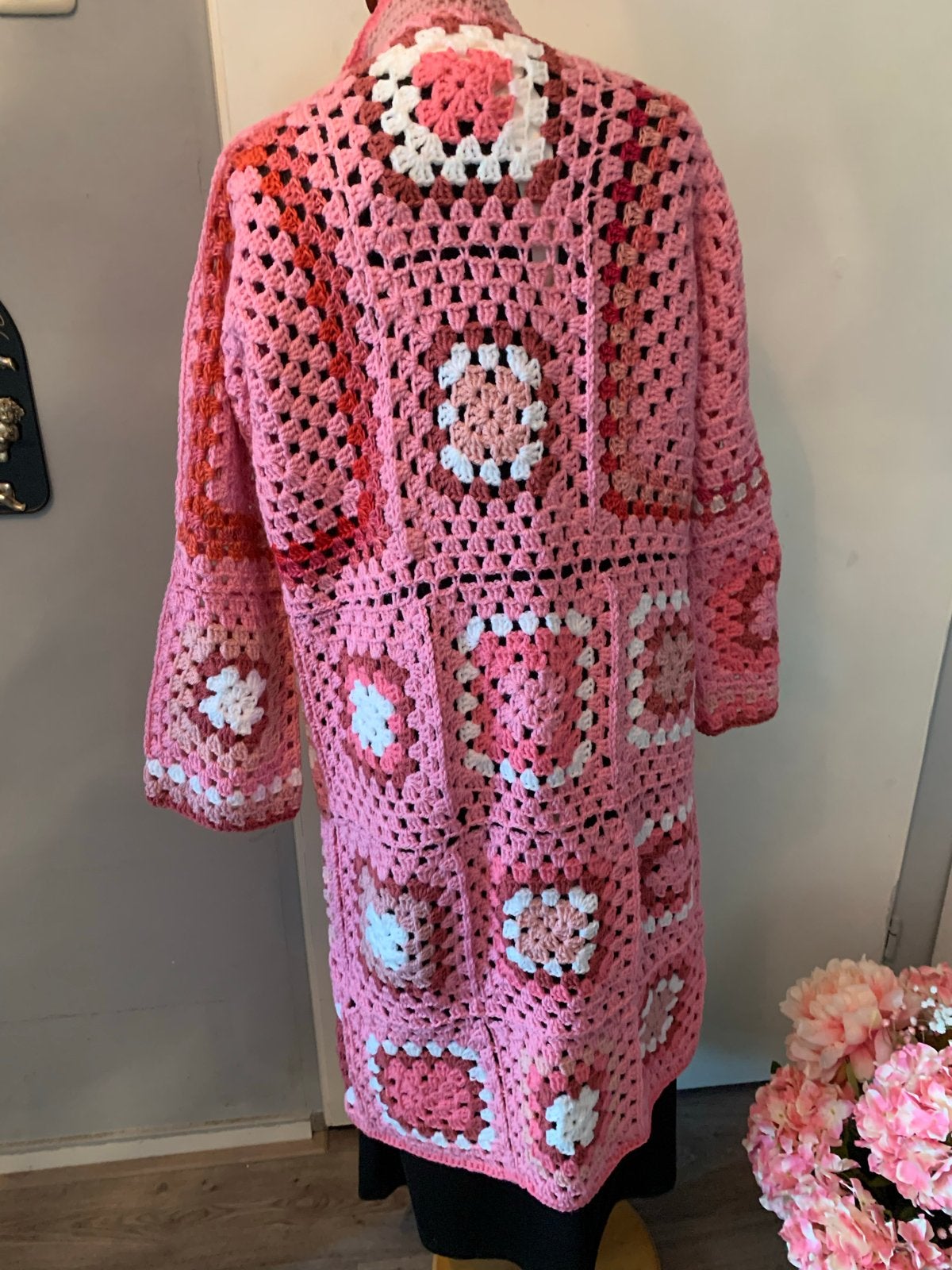 Roze gehaakt vest met granny squares, Ophalen of Verzenden, Nieuw, Maat 42/44 (L), Roze