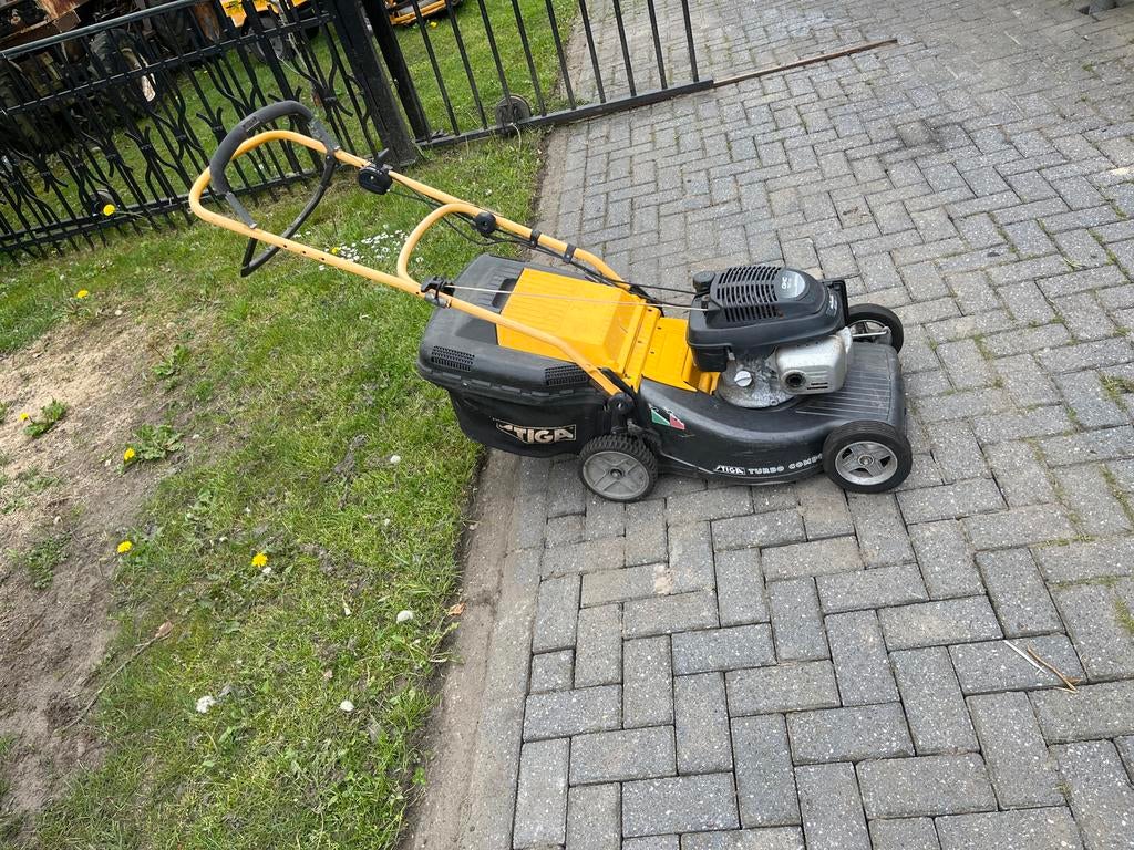 Stiga Turbo Combi Benzine Grasmaaier - Gebruikt, Tuin en Terras, Grasmaaiers, Cirkelmaaier, Ophalen of Verzenden, Zo goed als nieuw