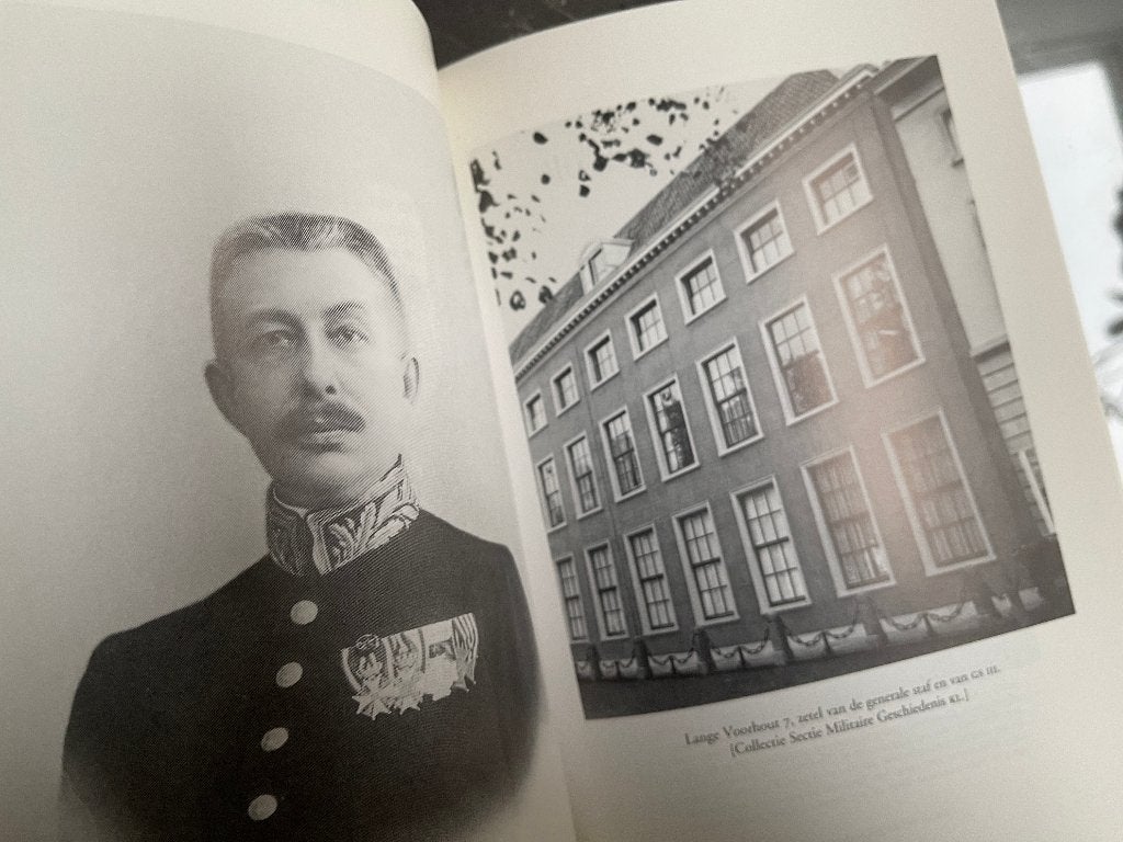 De Militaire Inlichtingendienst 1914-2000, Niet van toepassing, Ophalen of Verzenden, Zo goed als nieuw, Overige onderwerpen