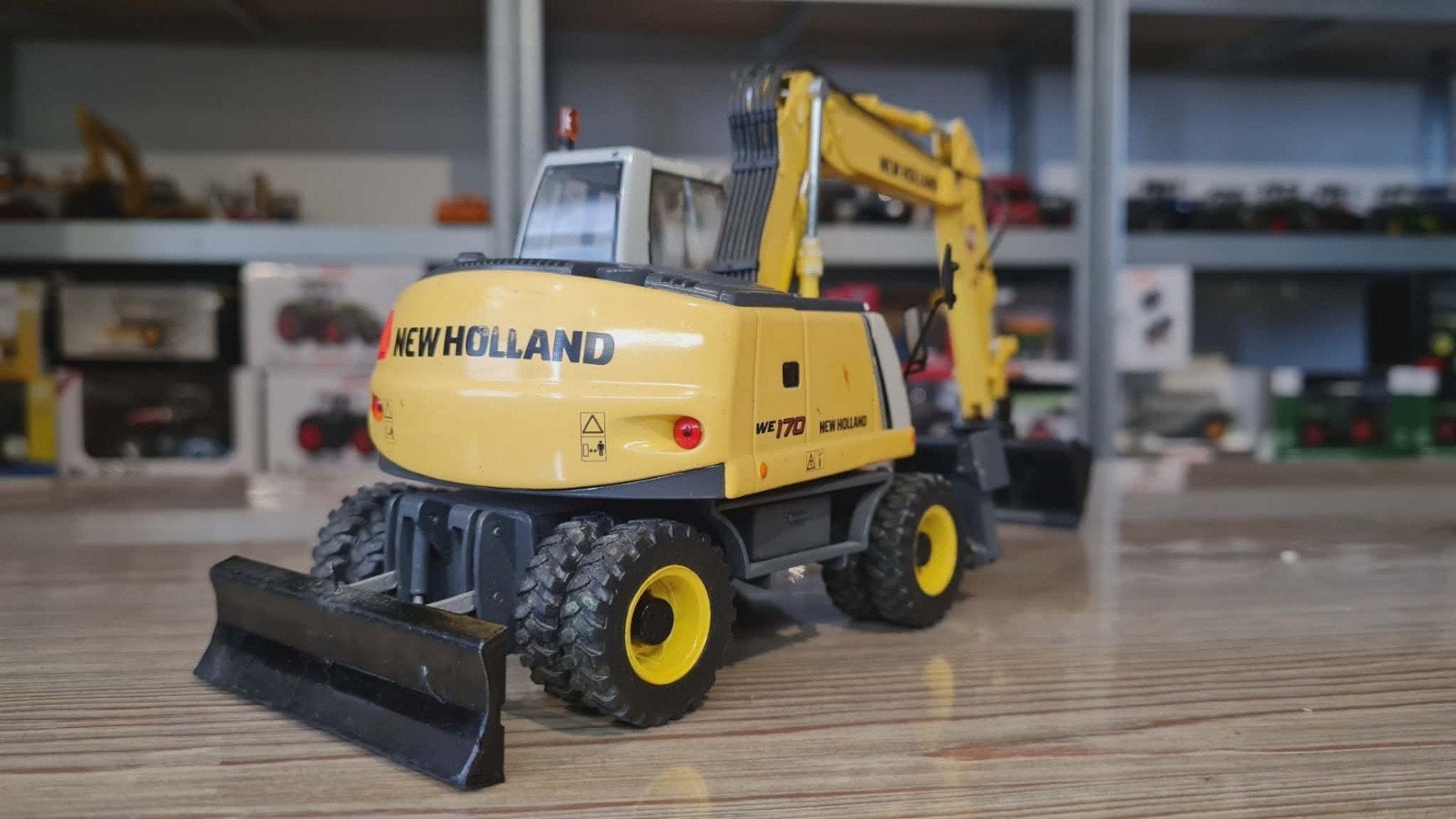 New Holland WE170 Profarmtoys, Overige merken, ., Tractor of Landbouw, Ophalen of Verzenden