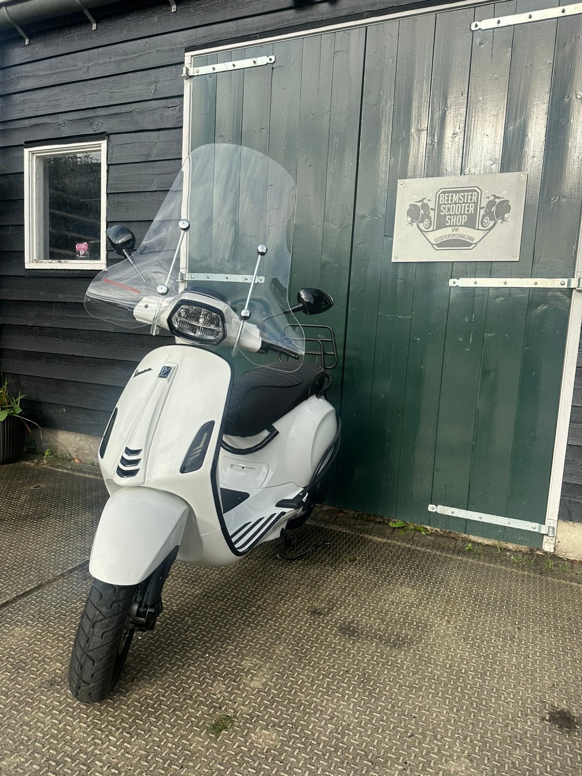 NIEUWE Full option Vespa Sprint 45 km/h 2025 346 kilometer!, Ophalen, Zo goed als nieuw