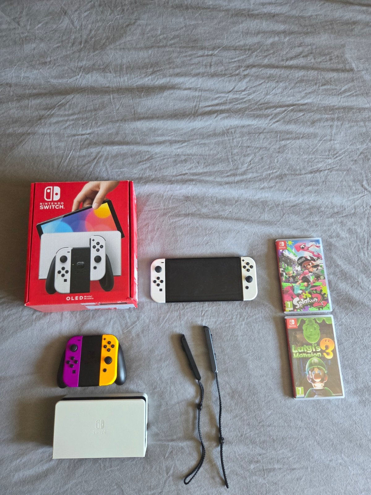 Switch OLED + controllers + games, Met 3 controllers of meer, Switch OLED, Ophalen, Gebruikt