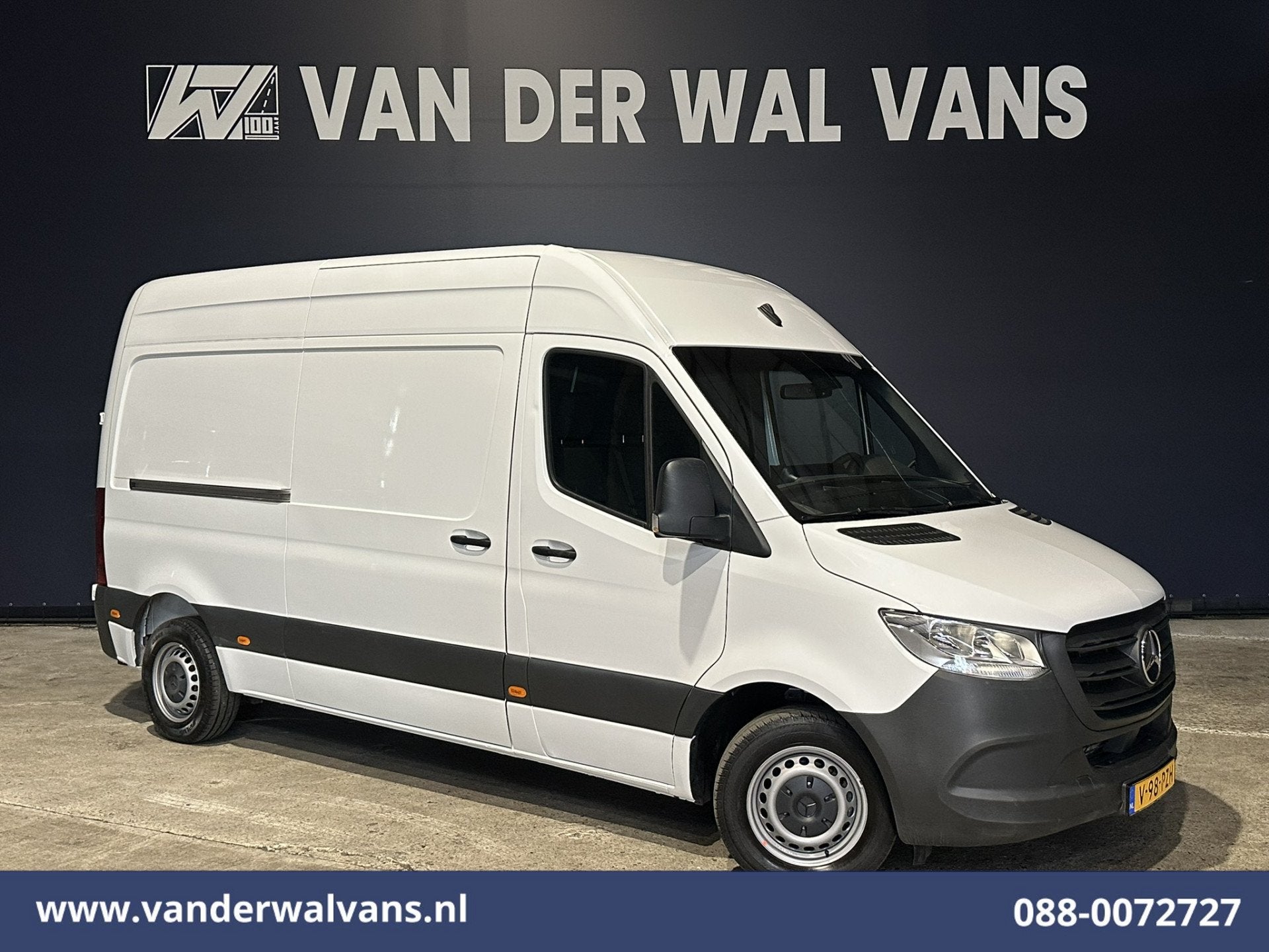 Mercedes-Benz Sprinter 211 CDI 115pk L2H2 Euro6 Airco | Trek, Auto's, Voorwielaandrijving, Dealer onderhouden, Stof, Gebruikt