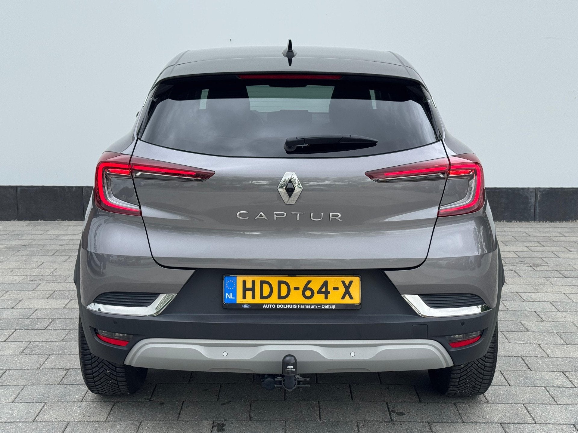 Renault Captur 1.3 TCe 140 Intens | Trekhaak | 1500KG Trekge, Gebruikt, 4 cilinders, Leder en Stof, 1330 cc