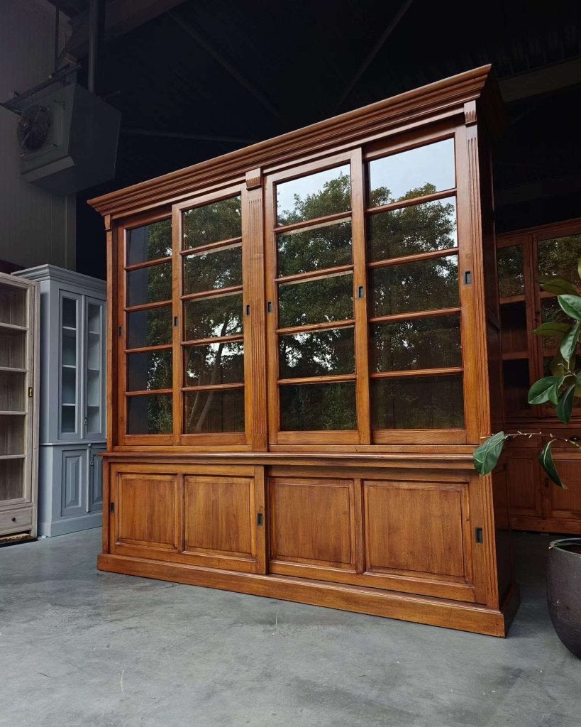 Hoge eikenhouten winkelkast | Winkelvitrine #3433