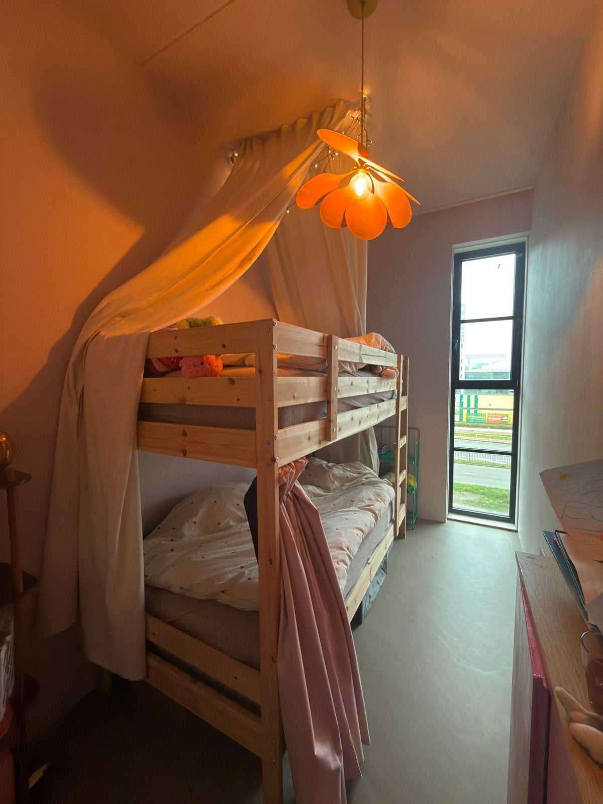 IKEA MYDAL - 90x200, Ophalen, Eenpersoons, Zo goed als nieuw, 90 cm