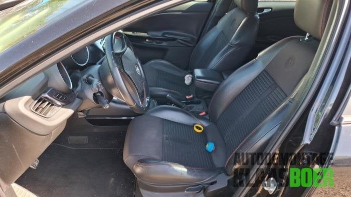 Bekleding Set (compleet) van een Alfa Romeo Giulietta, Auto-onderdelen, Gebruikt, -, -, 6 maanden garantie