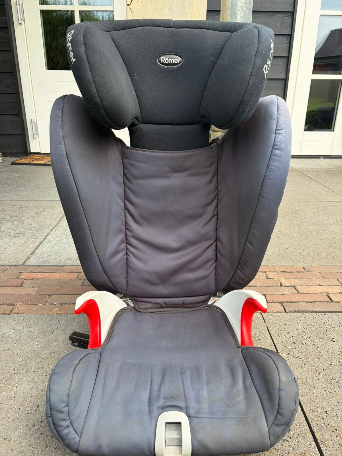 2 x romer stoelverhoger met rugleuning, Kinderen en Baby's, Autostoeltjes, Ophalen, Romer, Autogordel of Isofix, Gebruikt
