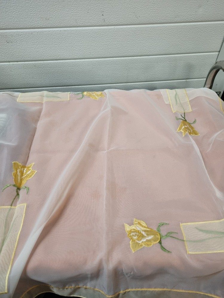 tafelkleed met bloemen vintage, Ophalen of Verzenden, 'T Olde Gre-j, Info@toldegrej.nl, Endepoelstraat 20f Didam
