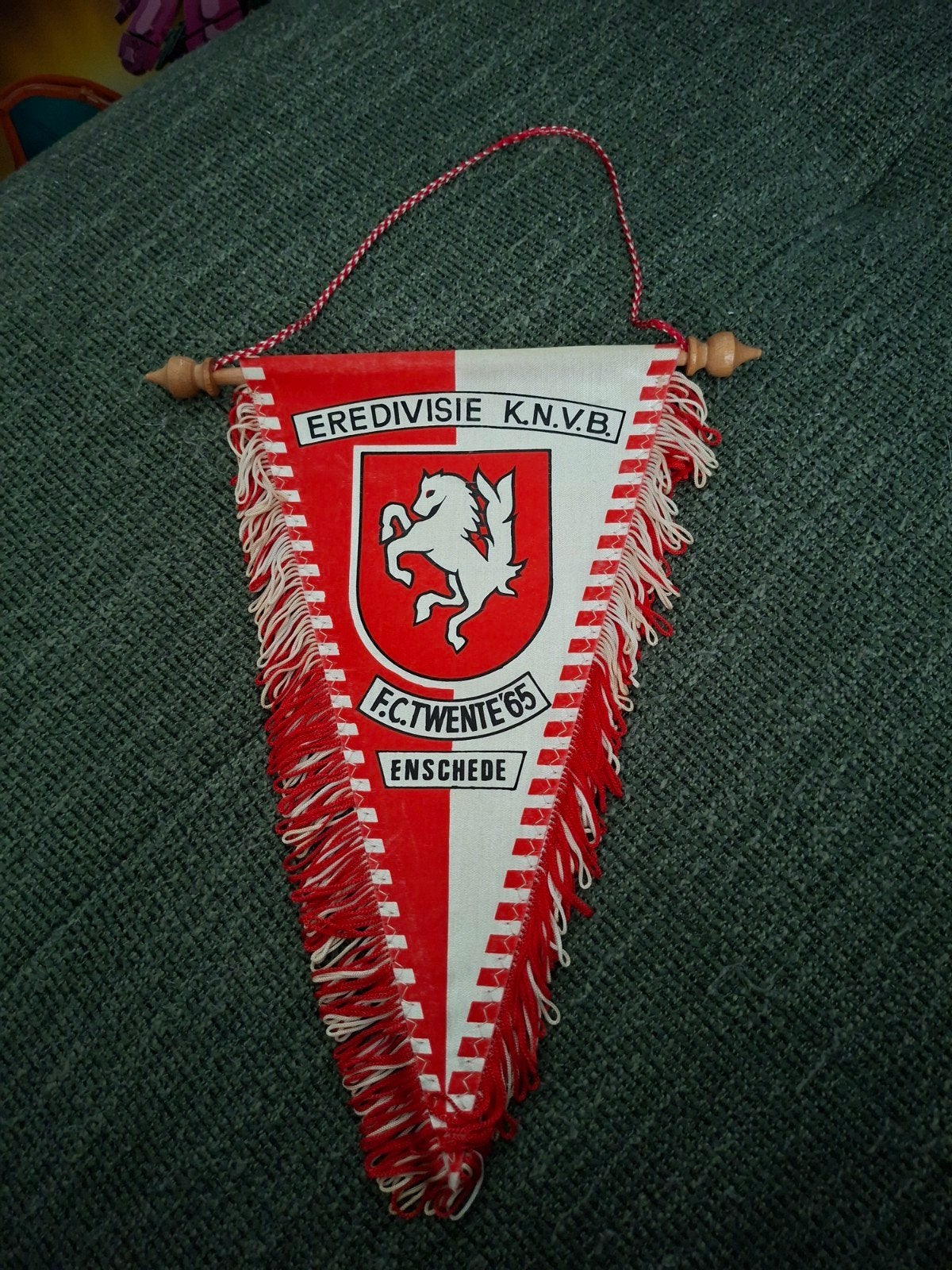 FC Twente '65 vaan, Ophalen of Verzenden, F.C. Twente, Vaantje of Sjaal