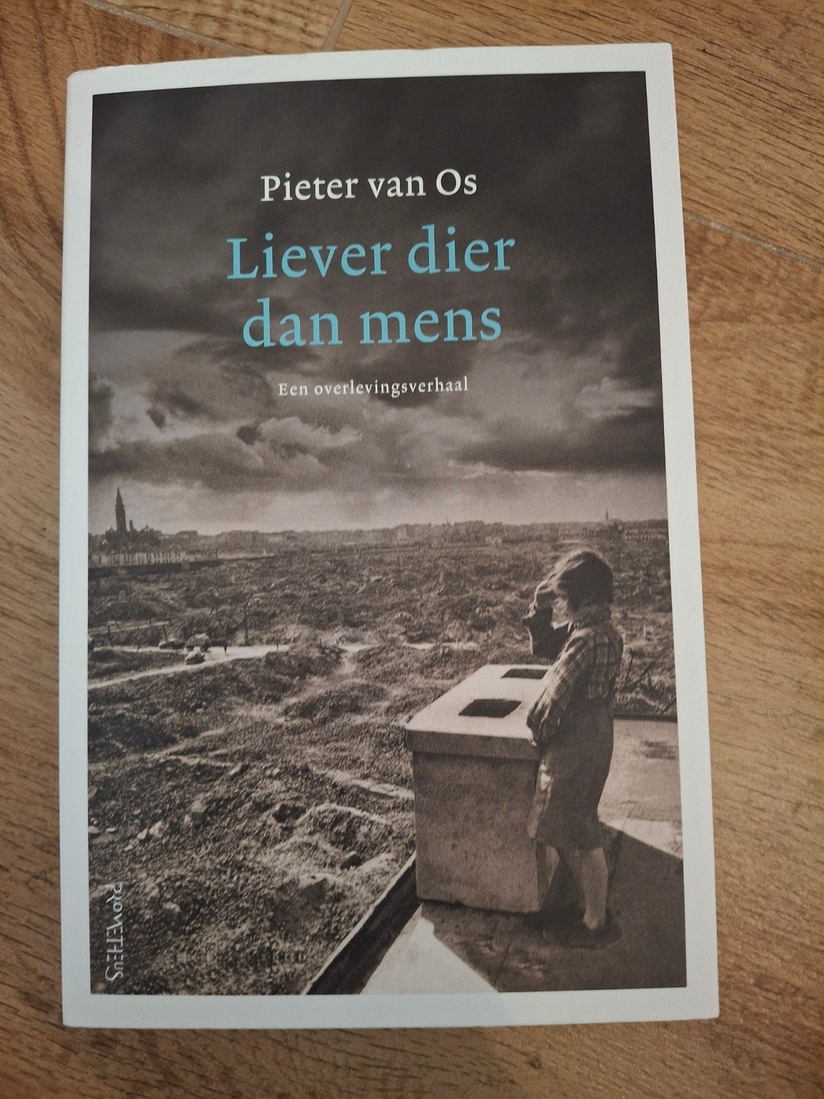 Pieter van Os - Liever dier dan mens, Ophalen of Verzenden, Zo goed als nieuw, Pieter van Os