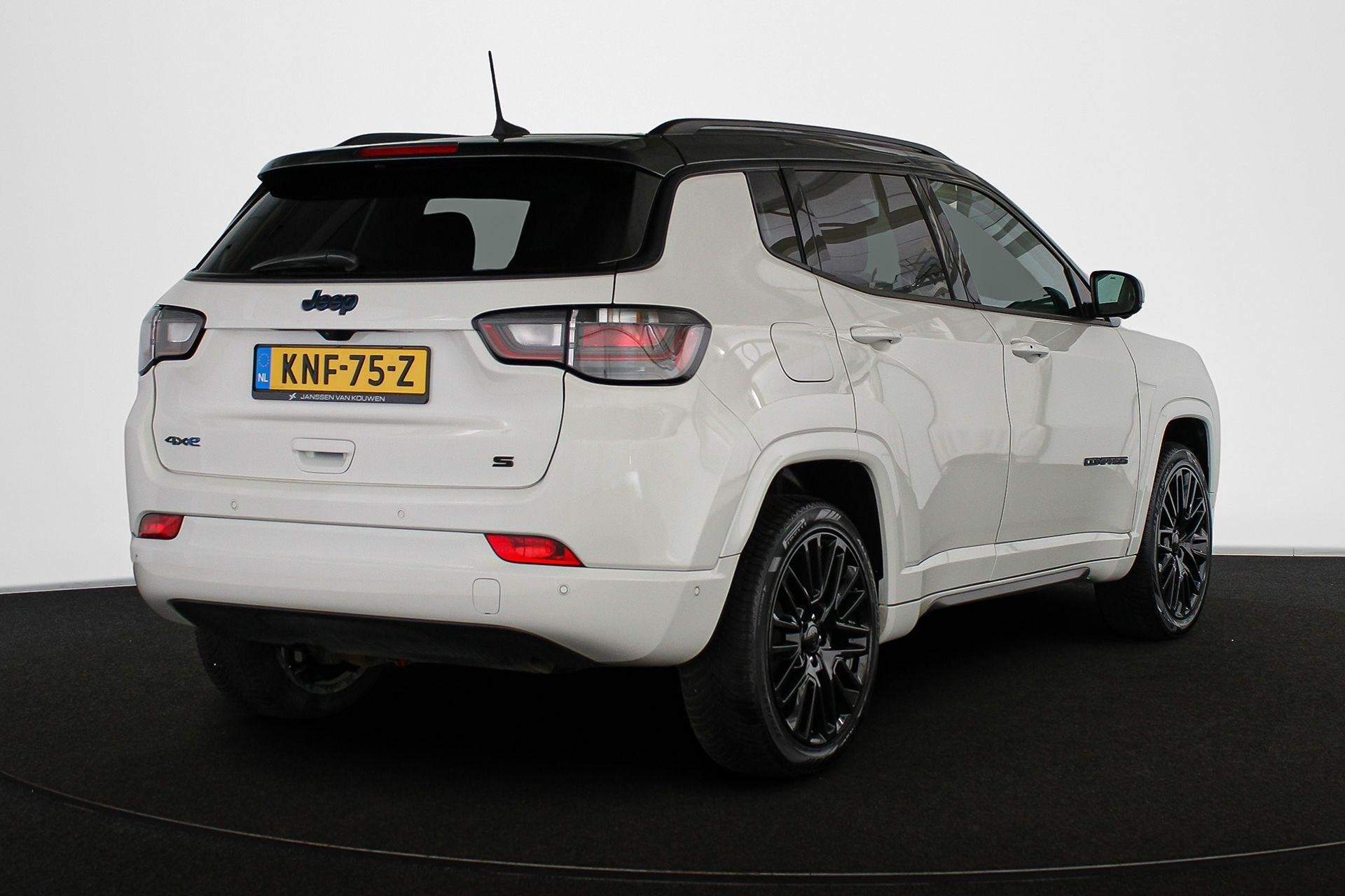 Jeep Compass 4xe 240 Plug-in Hybrid Electric S Panoramadak L, Automaat, 4 cilinders, Wit, Vierwielaandrijving