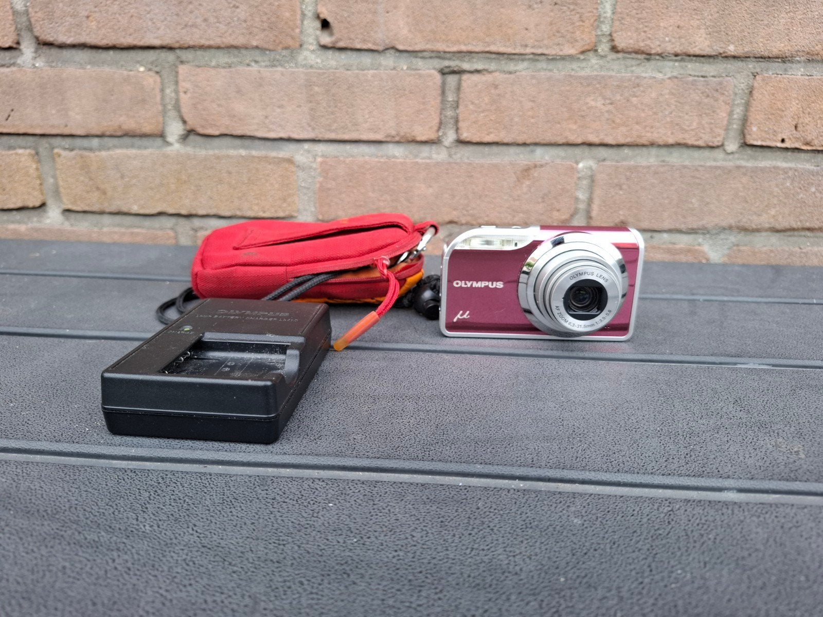 Olympus ų-5000 digitale fotocamera roze, Audio, Tv en Foto, Fotocamera's Digitaal, Ophalen of Verzenden, Zo goed als nieuw, Olympus