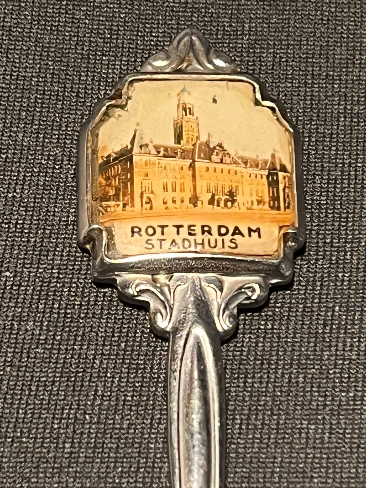 Mooi vintage lepeltje stadhuis Rotterdam., Antiek en Kunst, Antiek | Bestek, Ophalen of Verzenden