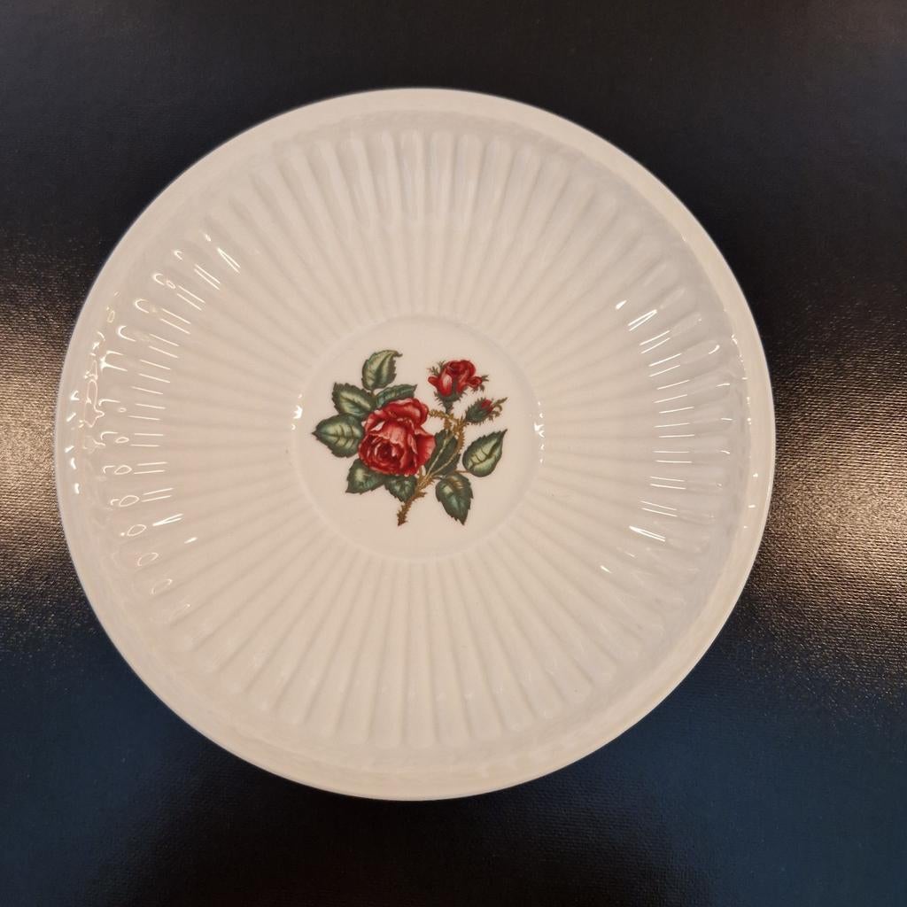 Wedgewood Moss Rose kop en schotel, Ophalen of Verzenden
