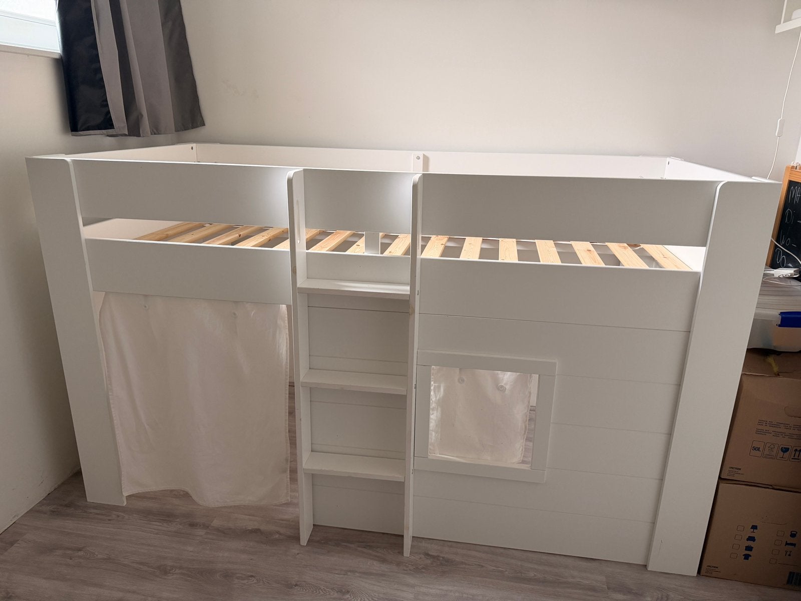 Te koop: Halfhoogslaper Reno 90x200, Ophalen, Zo goed als nieuw, Halfhoogslaper
