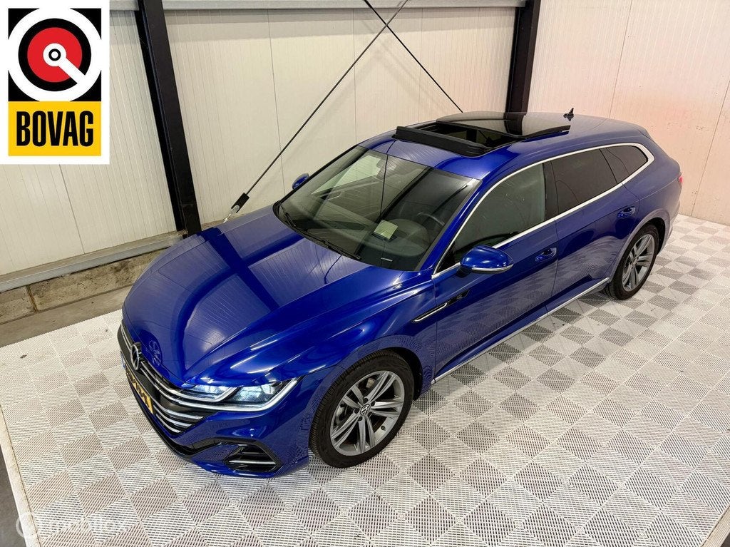 Volkswagen Arteon Shooting Brake 1.4 eHybrid 3x R-Line HUD,, Auto's, Volkswagen, Arteon, Gebruikt, Euro 6, Blauw